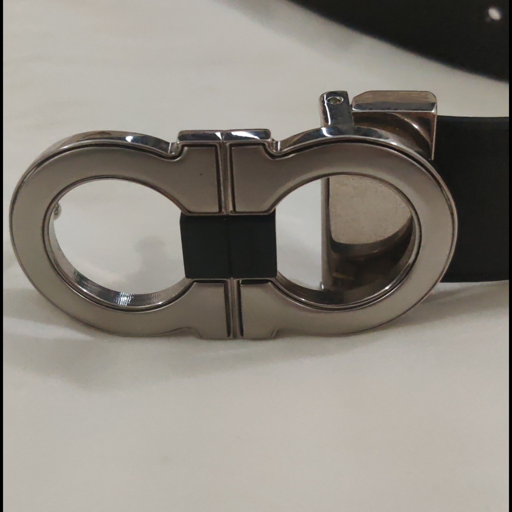 Ferragamo Ganici Belt like new.